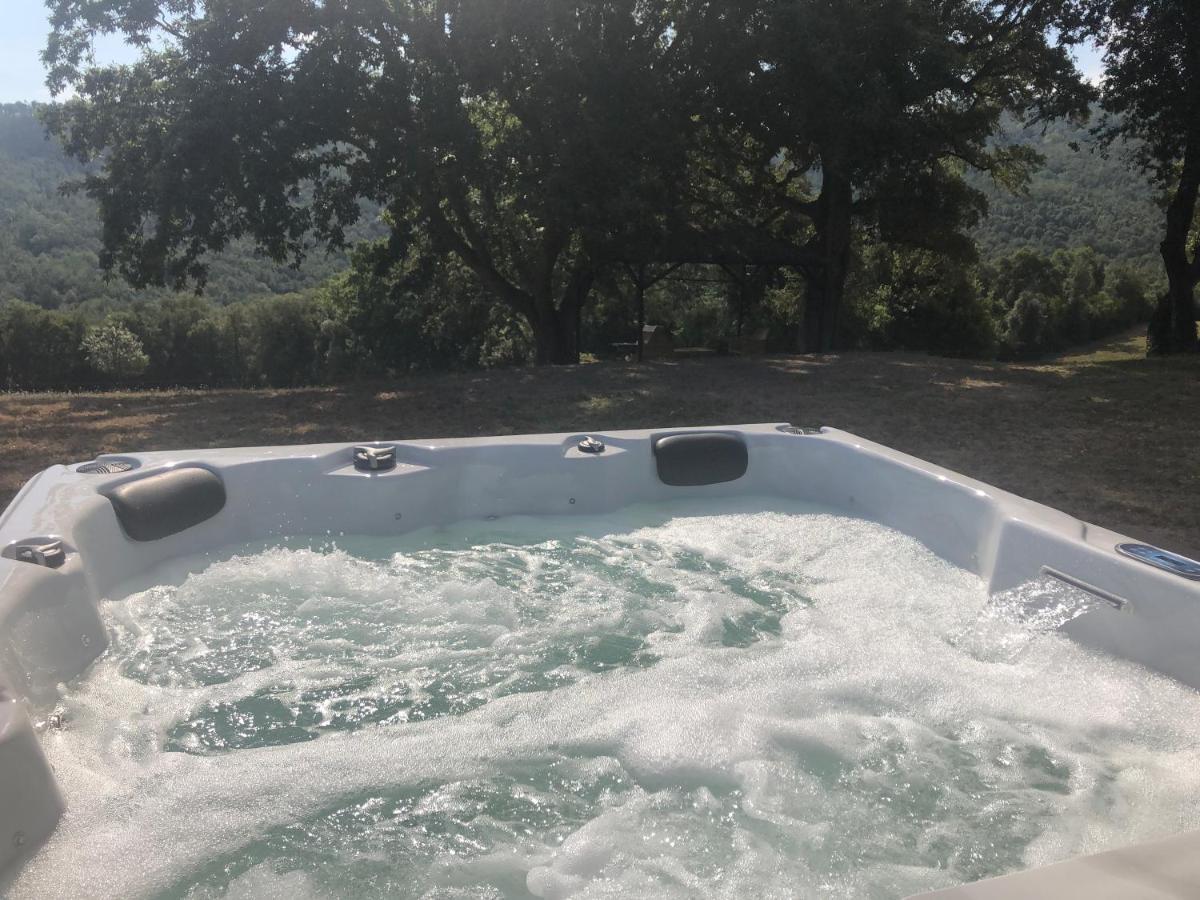 Agriturismo Colle Donatucci Guest House กัสตาลเญโต การ์ดุชชี ภายนอก รูปภาพ